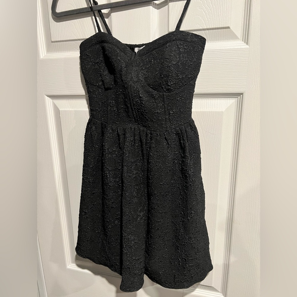 bar III size small black dress with zipper on the side